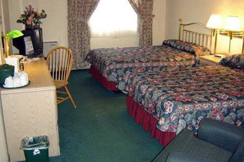 Holiday Inn Express Hotel & Suites Uptown Fredericton, An Ihg Hotel Room photo
